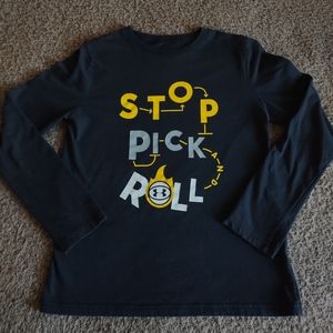 Under Armour Boys Long Sleeve Shirt EUC